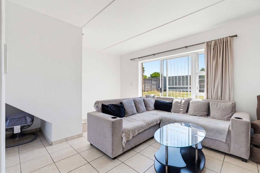2 Bedroom Property for Sale in Protea Heights Western Cape